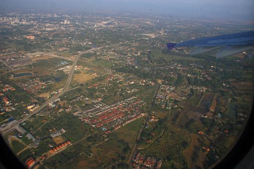 1022 Chiangmai-Bangkok-afscheid Bas en Yee.jpg